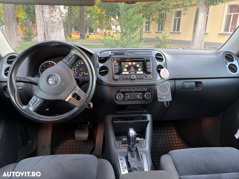Volkswagen Tiguan - 4