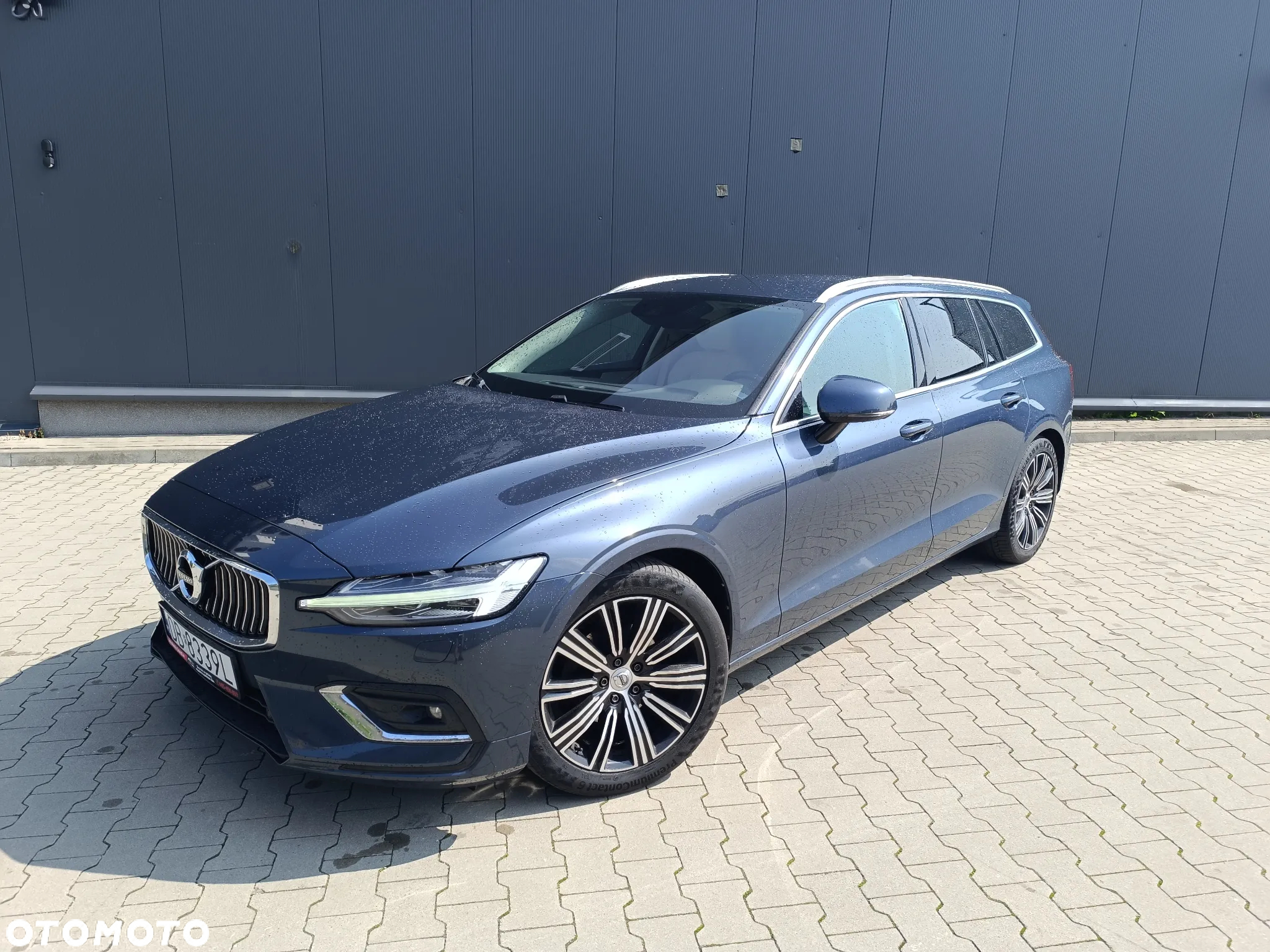 Volvo V60 D4 Inscription - 11