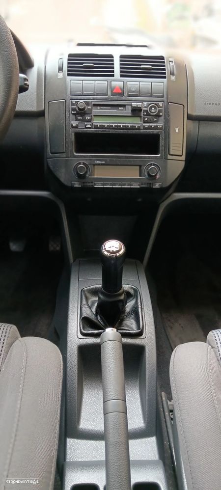 VW Polo 1.4 TDi Confortline - 11