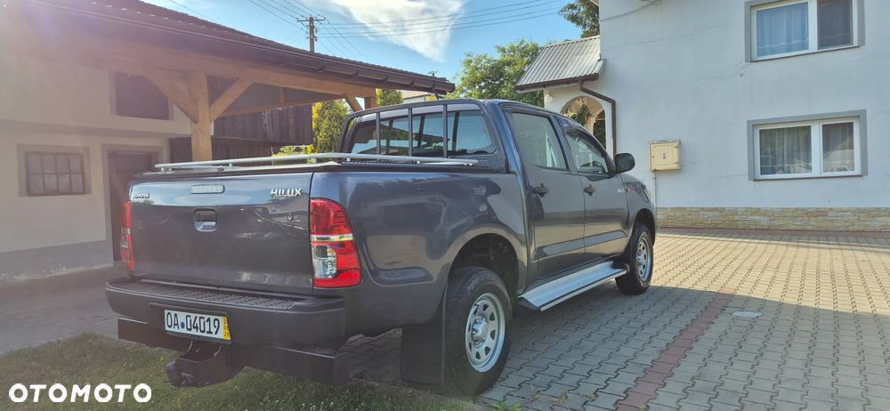 Toyota Hilux 4x4 Double Cab - 6