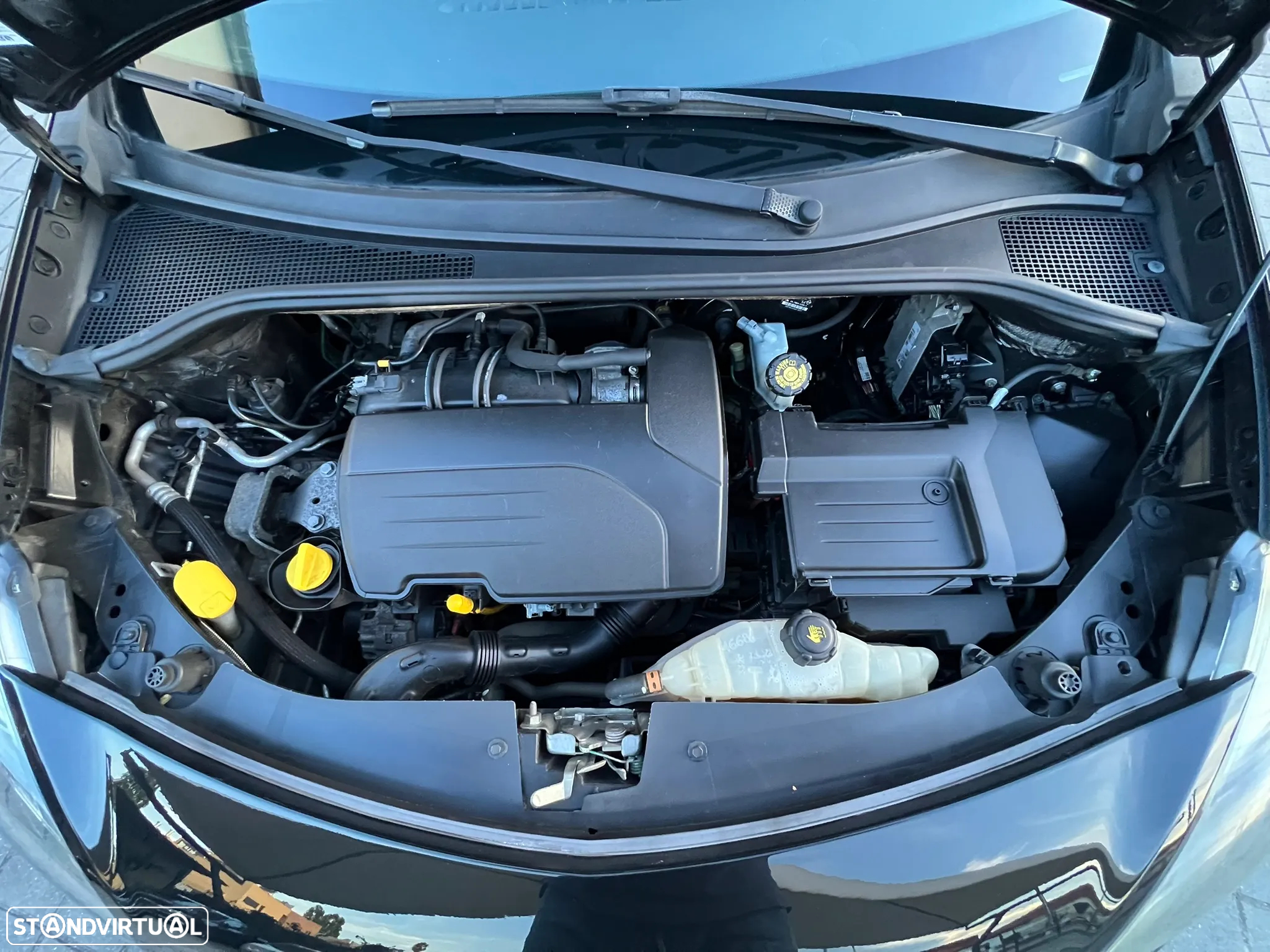 Renault Clio 1.2 16V GT 130g - 18