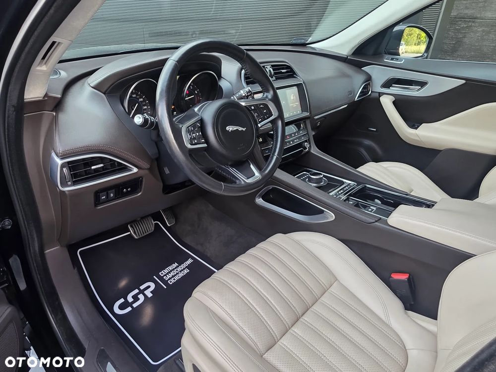 Jaguar F-Pace 2.0 i4P AWD Portfolio - 38