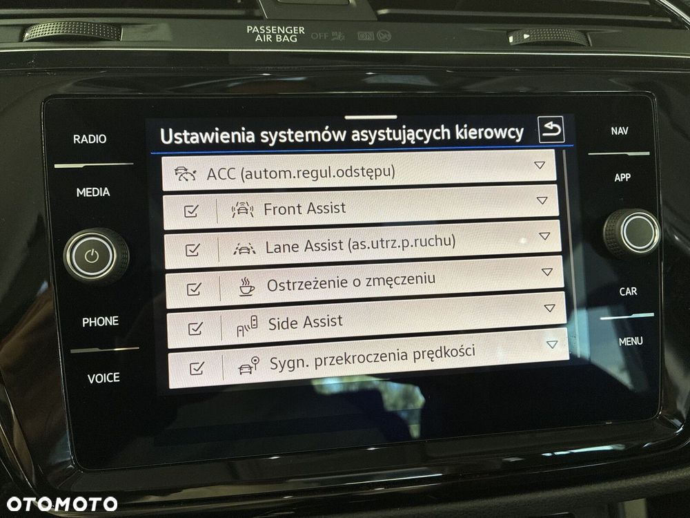 Volkswagen Touran 1.5 TSI EVO Highline DSG - 23