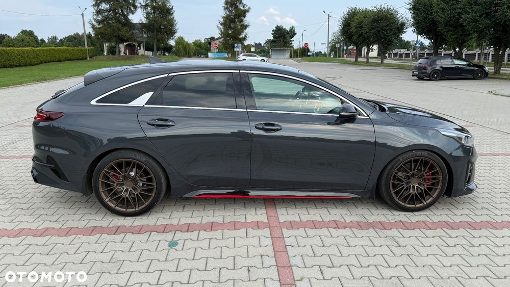 Kia ProCeed - 9