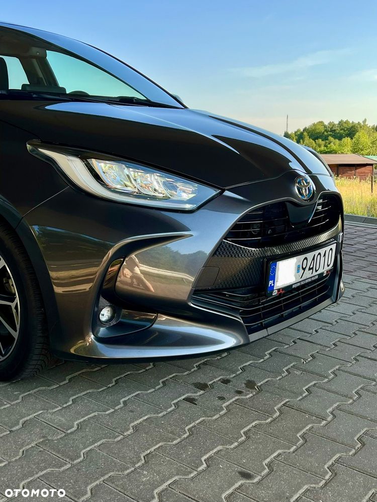Toyota Yaris Hybrid 1.5 Executive - 11