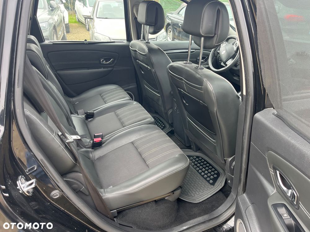 Renault Scenic 1.6 16V 110 Xmod Paris - 13