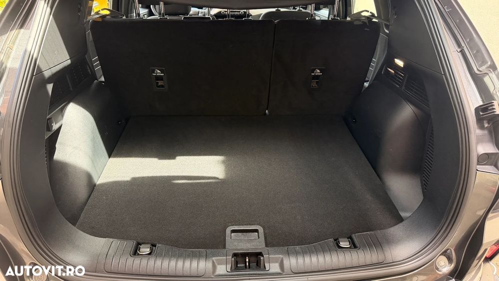 Ford Kuga 2.5 Duratec FHEV FWD Titanium - 8