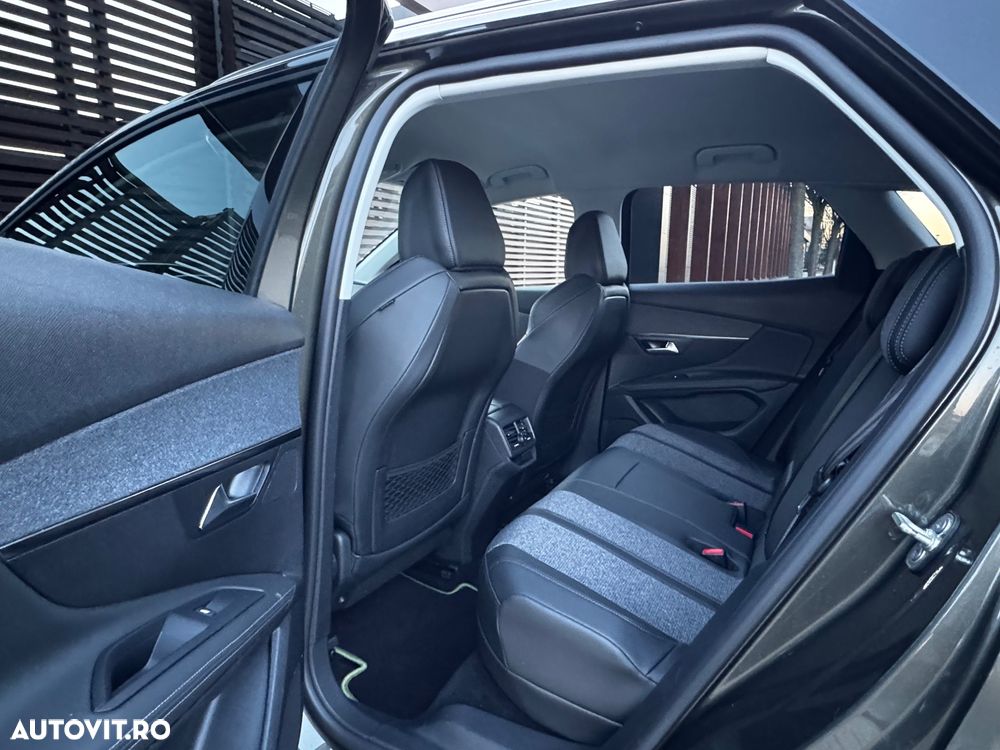 Peugeot 3008 225 e-EAT8 GT Pack - 13