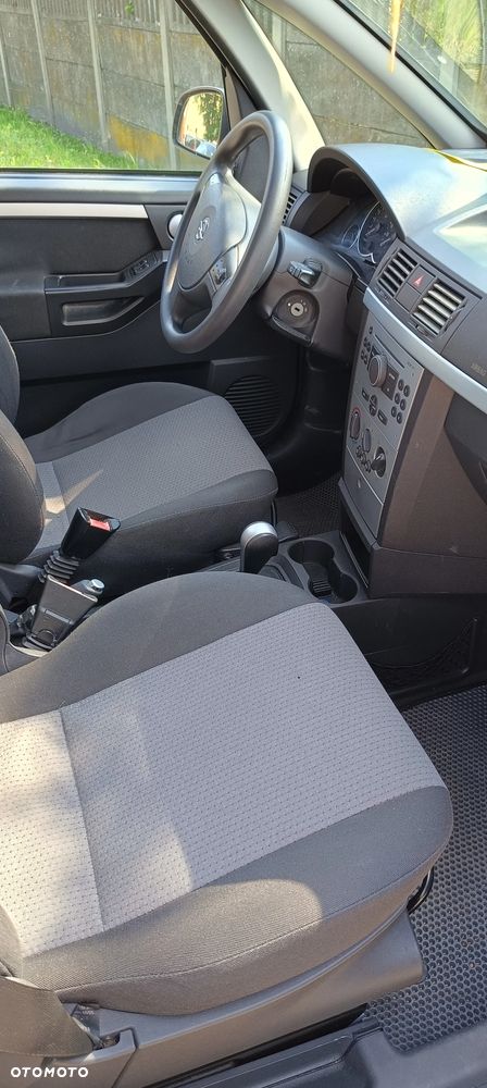 Opel Meriva 1.6 16V Cosmo Easytronic - 4