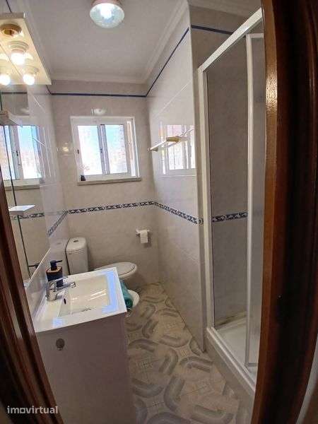 Peniche -Apartamento T2 para alugar na ÉPOCA ESCOLAR - Grande imagem: 5/9