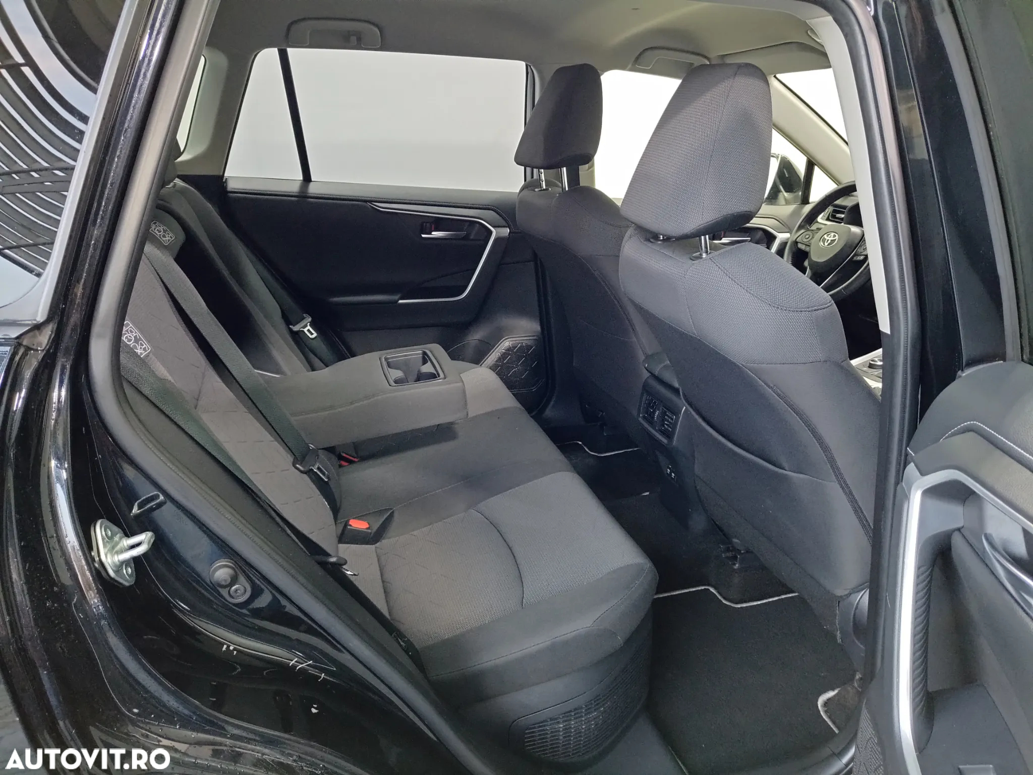 Toyota RAV4 2.5 Hybrid VVT-iE 4x2 Dynamic - 25
