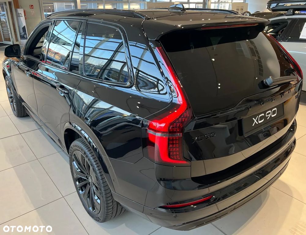 Volvo XC 90 T8 AWD Plug-In Hybrid Ultra Black Edition 7os - 10