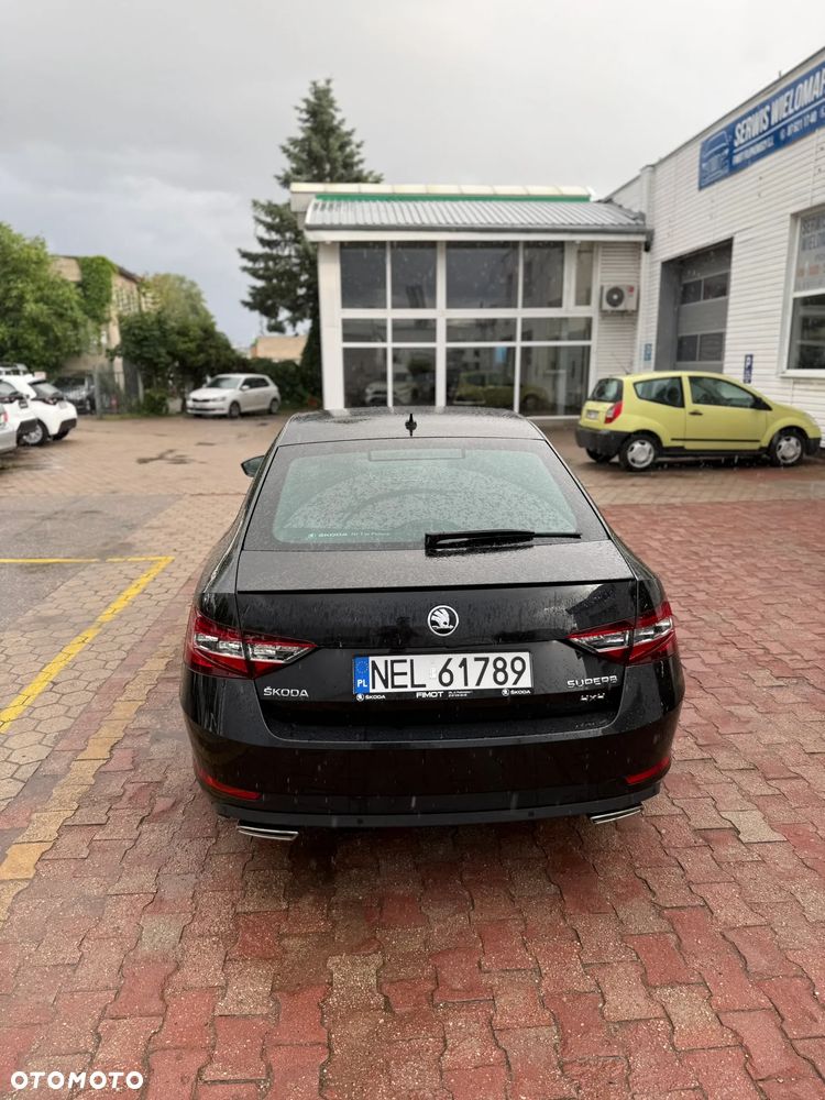 Skoda Superb 2.0 TSI 4x4 Sportline DSG - 6