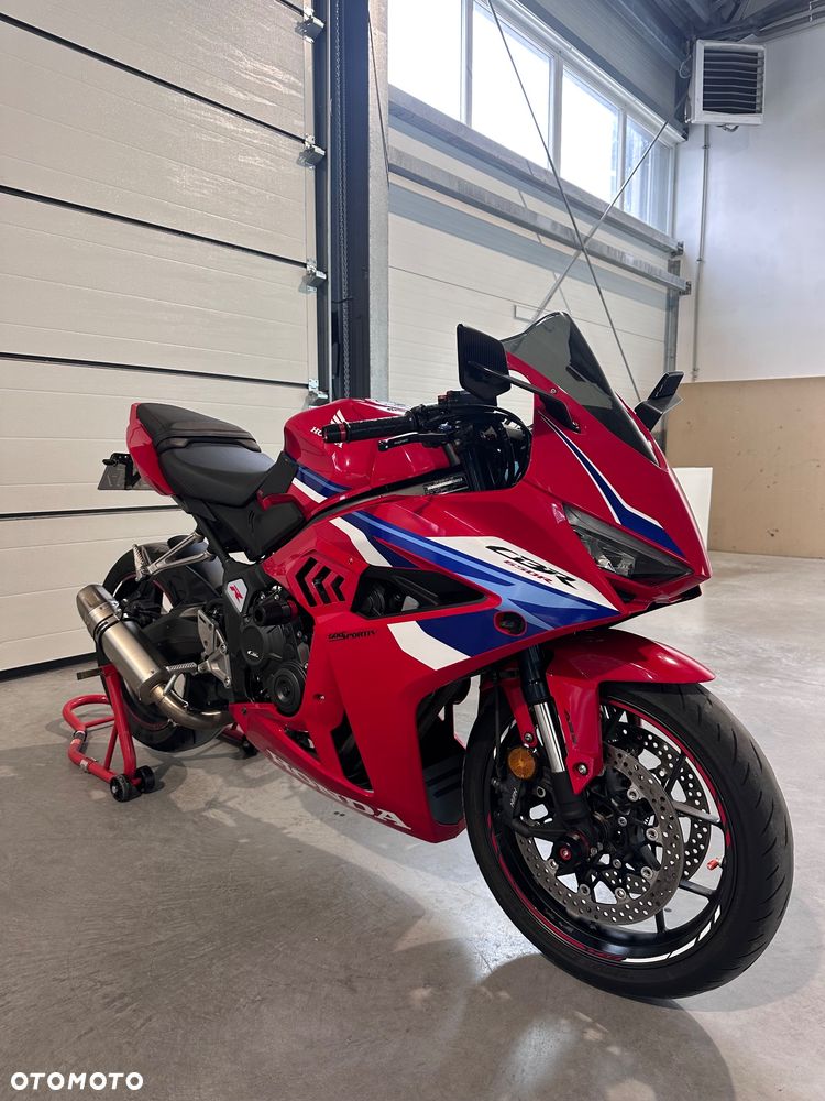 Honda CBR - 12