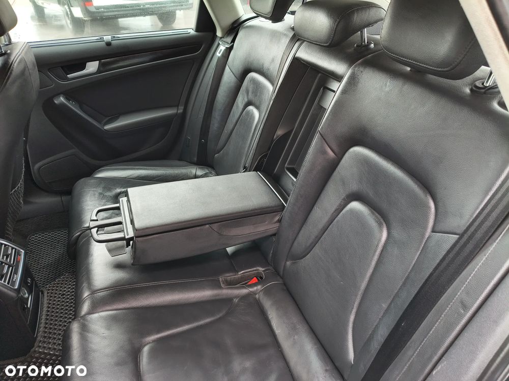 Audi A4 Avant 2.0 TFSI quattro S tronic Ambiente - 10