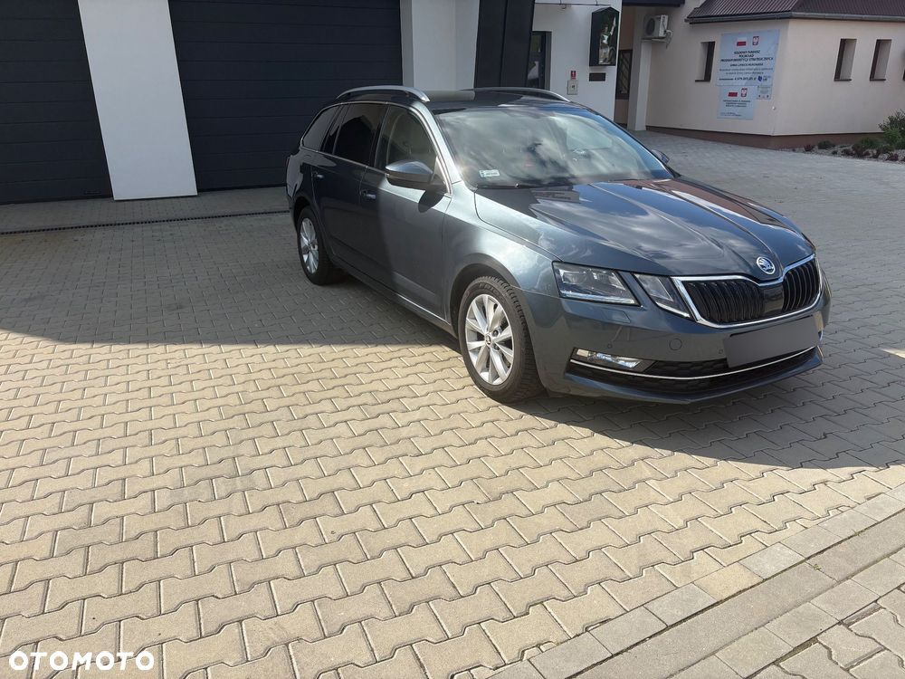 Skoda Octavia 2.0 TDI Style DSG - 4