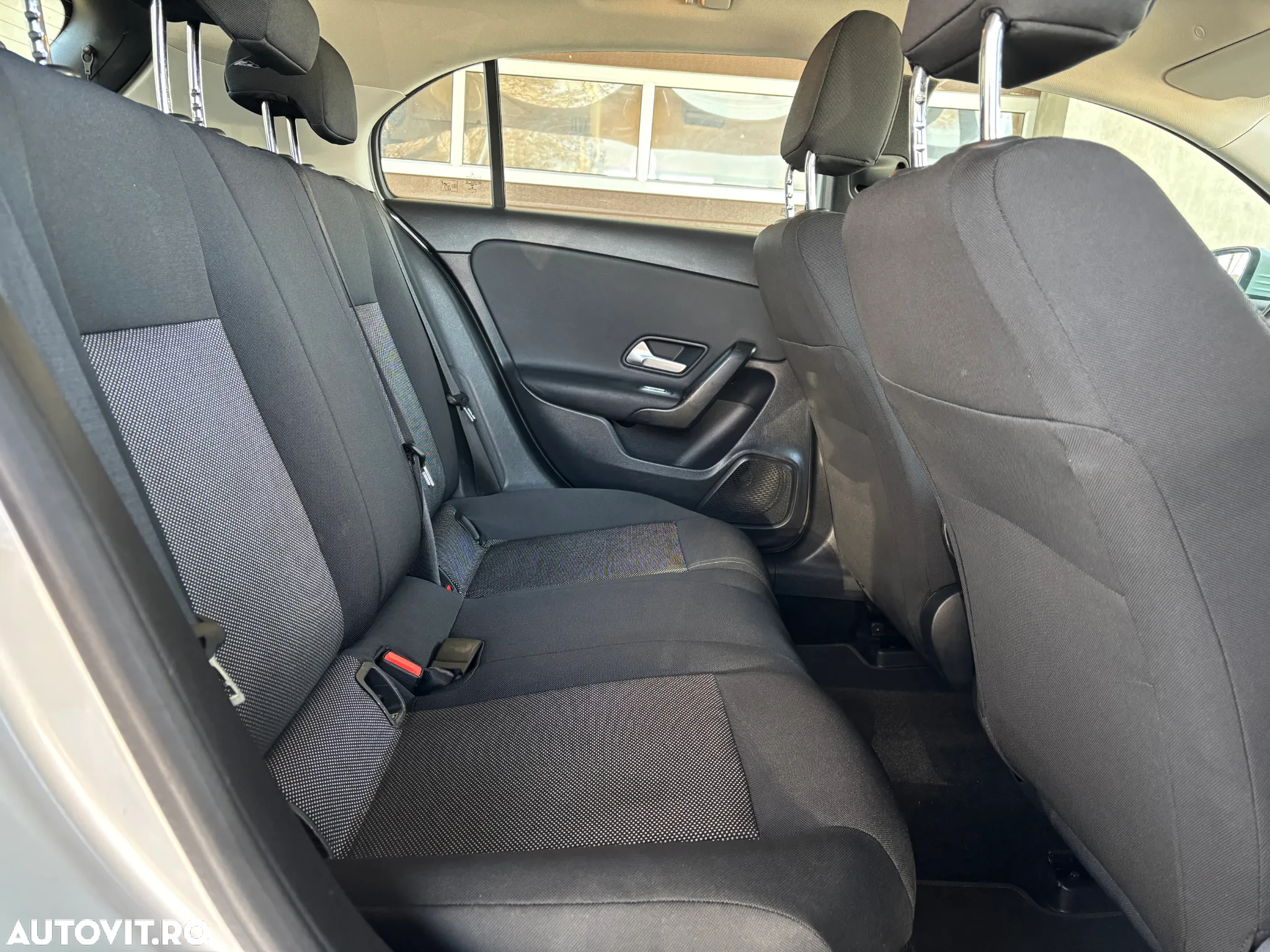 Mercedes-Benz A 180 d 7G-DCT - 17