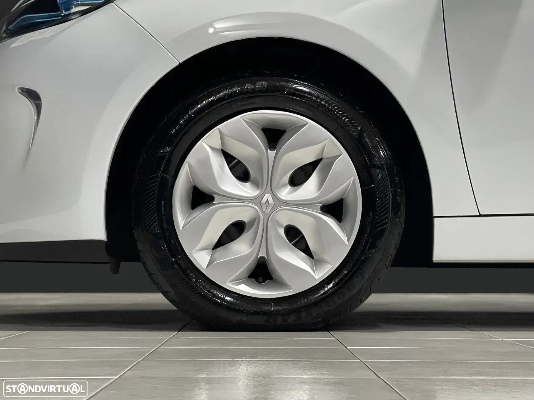 Renault Zoe (c/ Bateria) Life - 13
