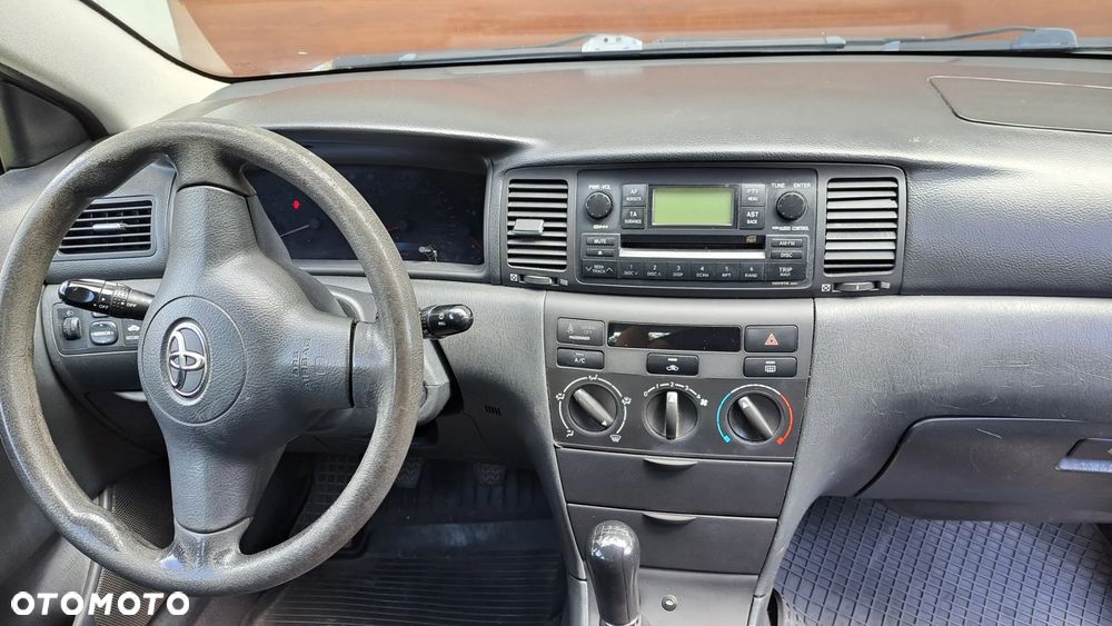 Toyota Corolla - 6