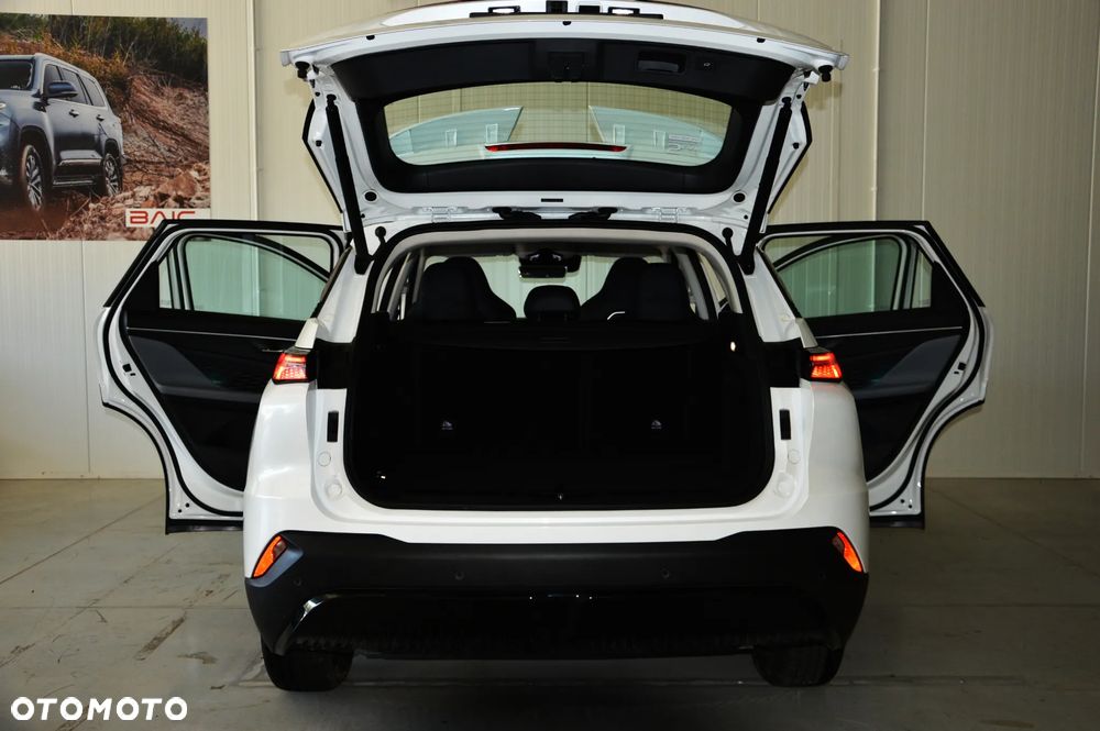 BAIC 5 1.5T Comfort DCT - 16