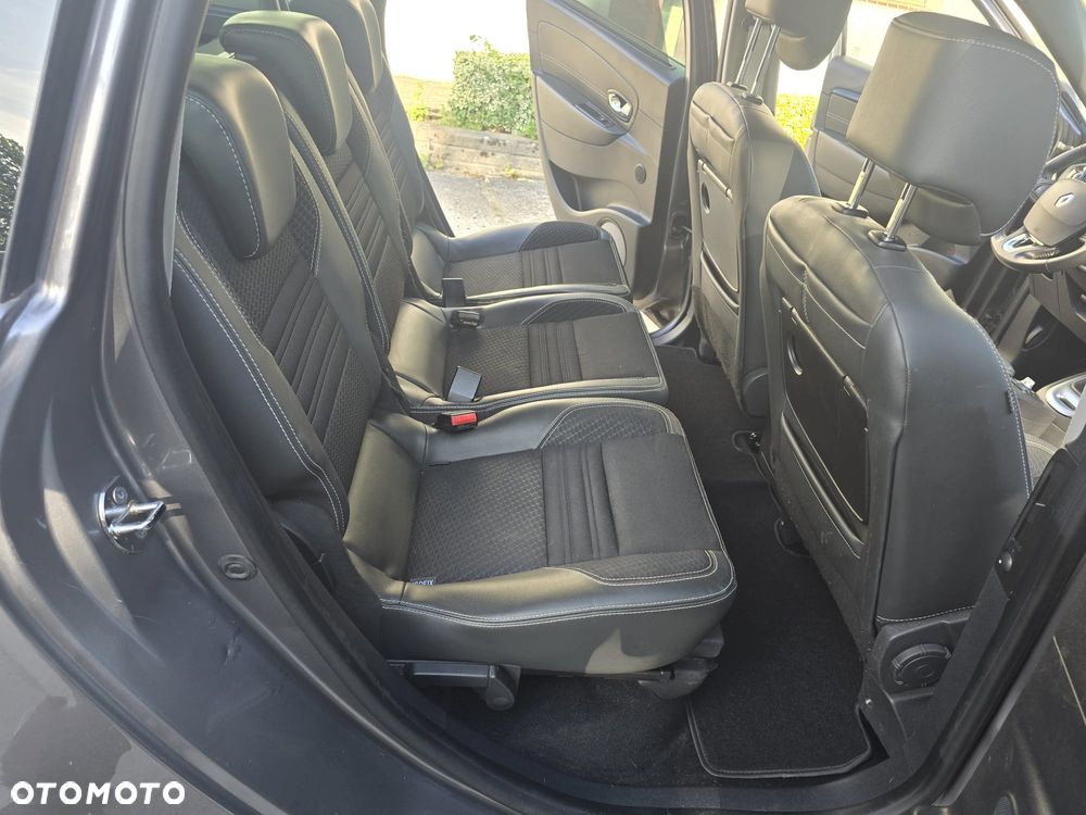 Renault Grand Scenic - 22