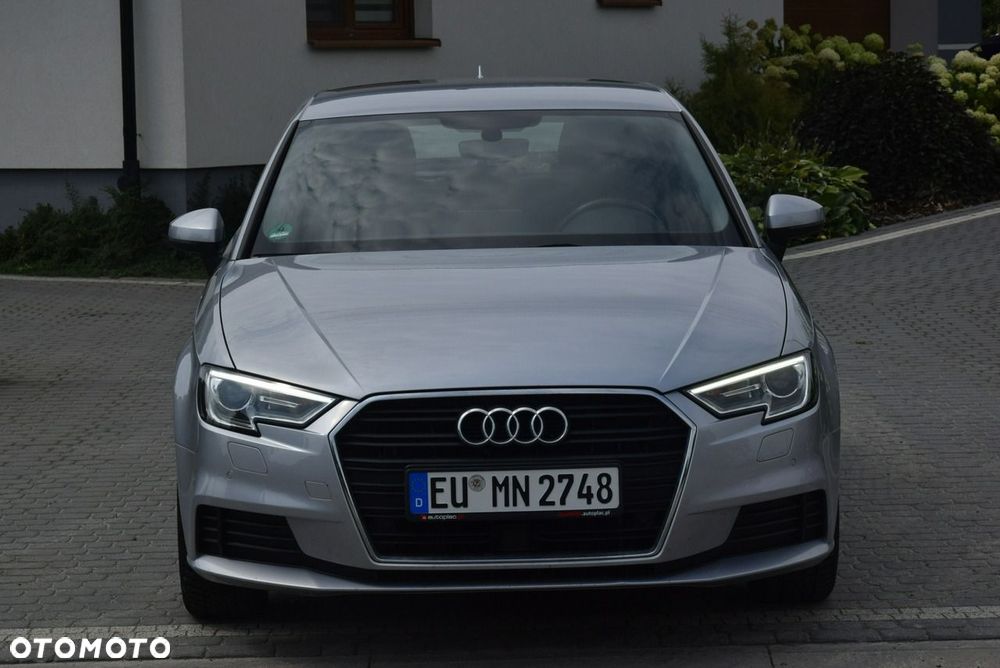 Audi A3 Sportback 1.0 TFSI design - 2