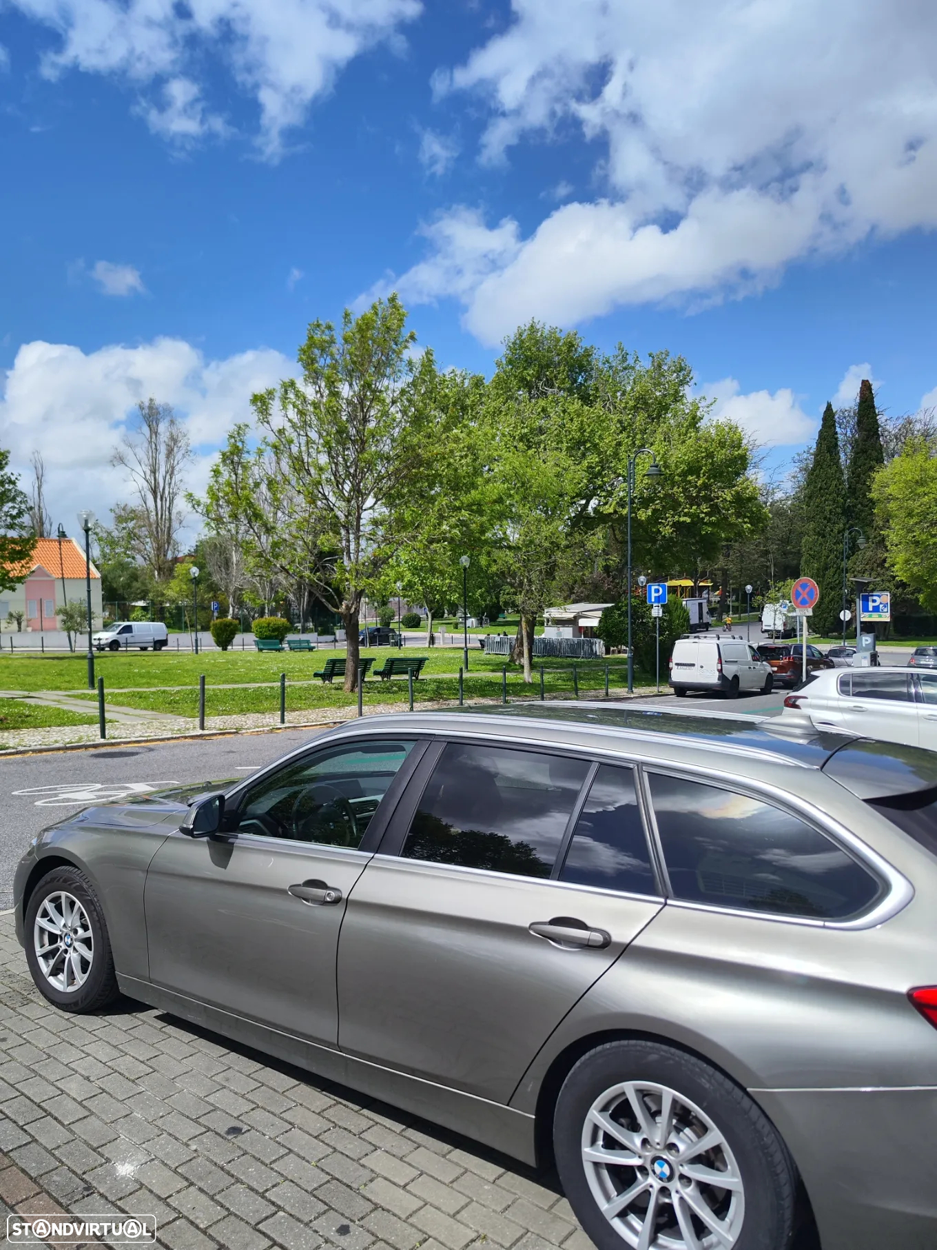 BMW 318 d Touring Line Luxury Auto - 9