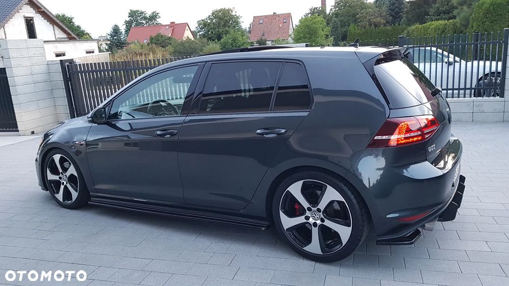 Volkswagen Golf 2.0 TSI BMT GTI Performance DSG - 29
