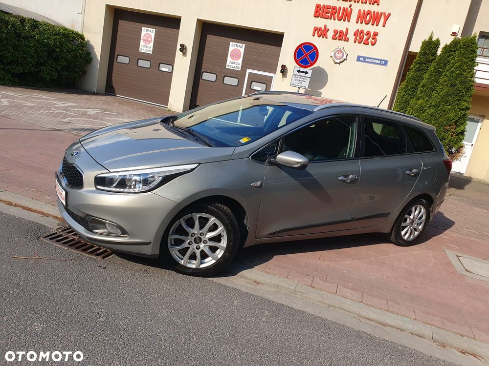 Kia Ceed 1.6 GDI XL - 4