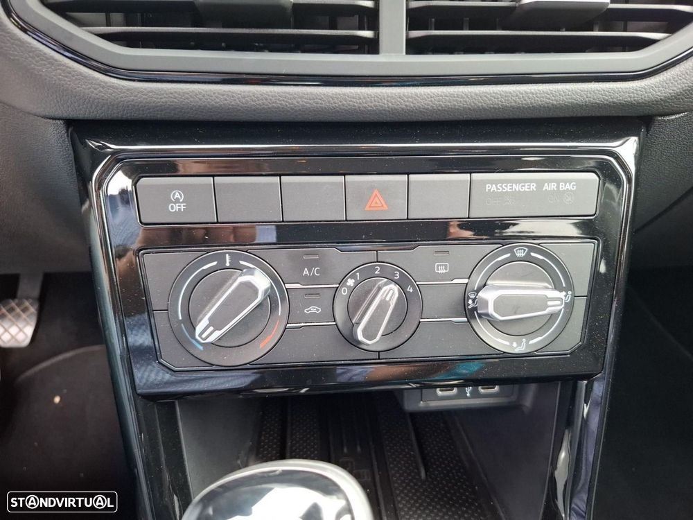 VW T-Cross 1.0 TSI Urban - 12