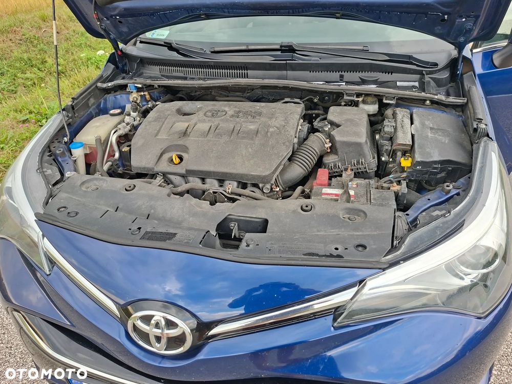Toyota Avensis - 15