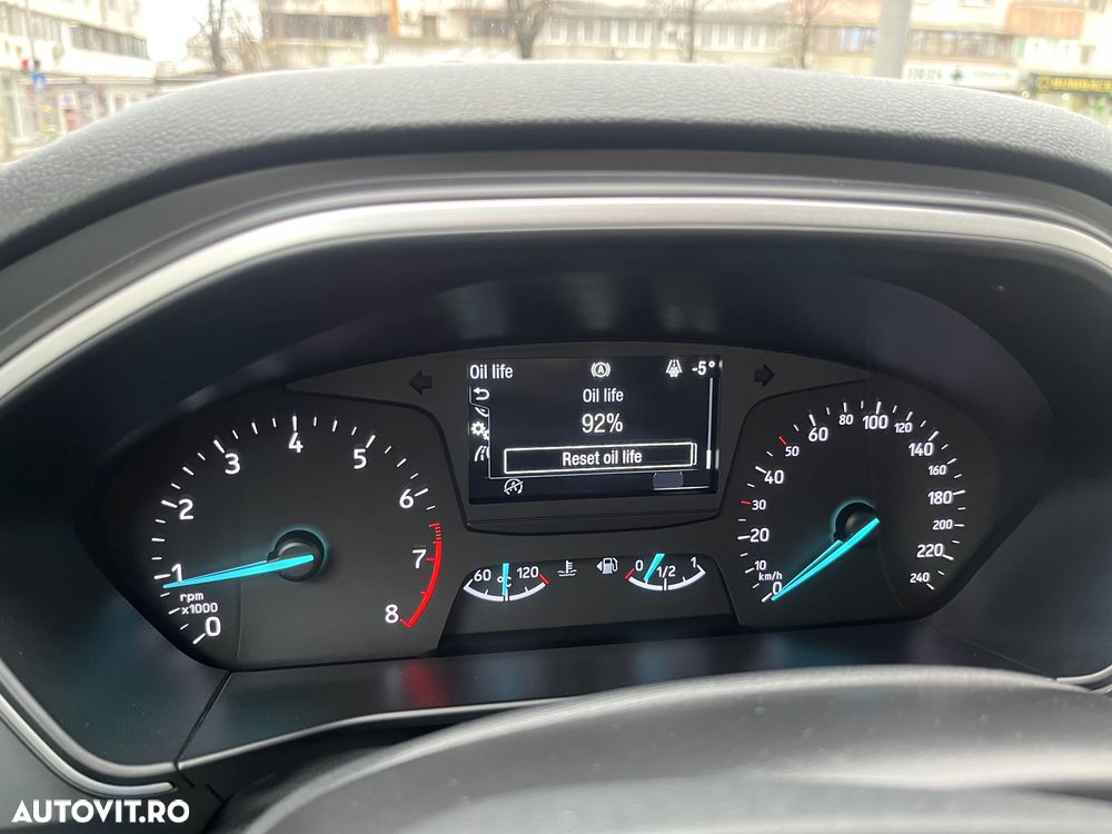 Ford Focus 1.0 EcoBoost Trend - 21