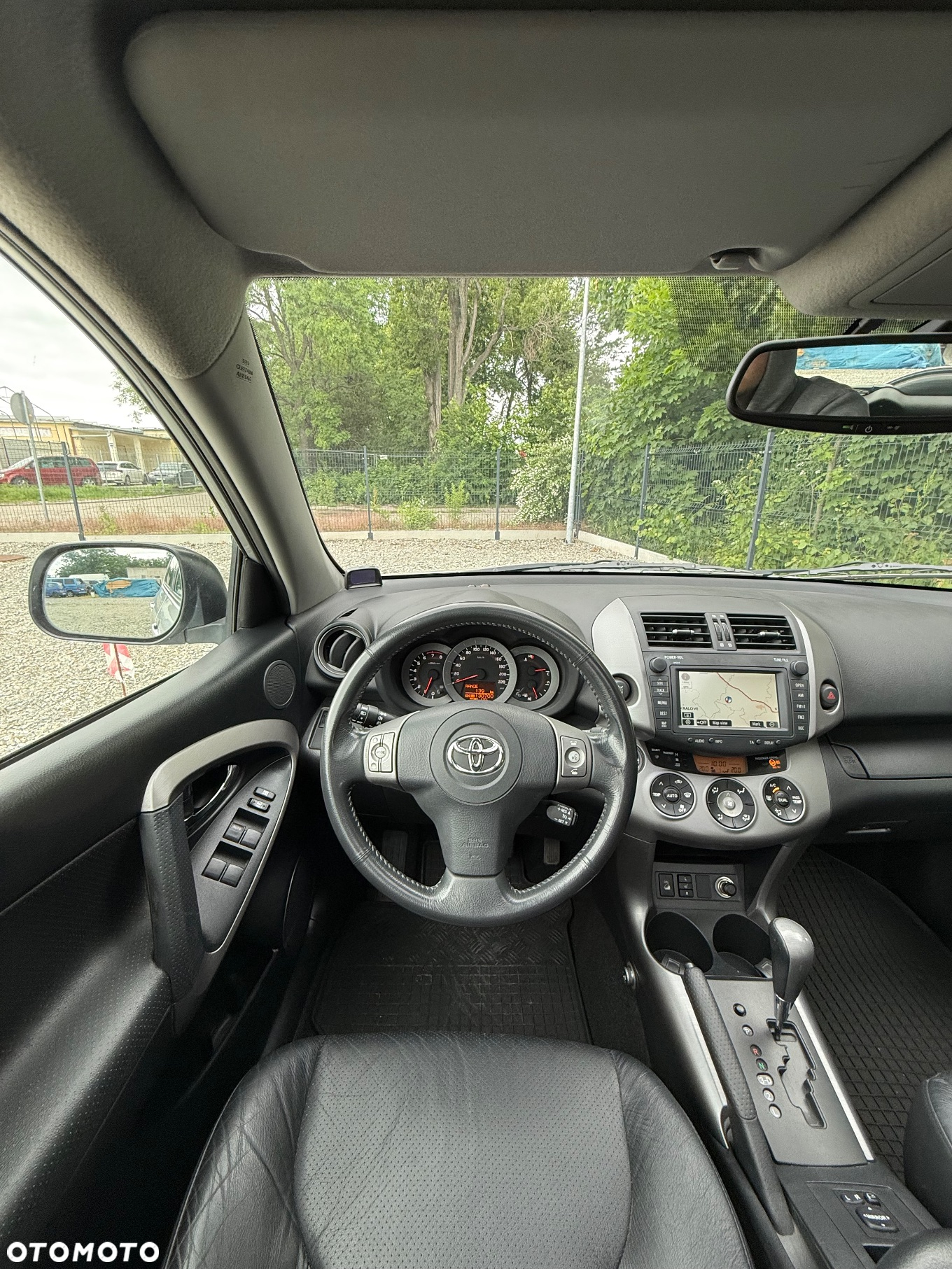 Toyota RAV4 2.0 4x4 Automatik Executive - 24