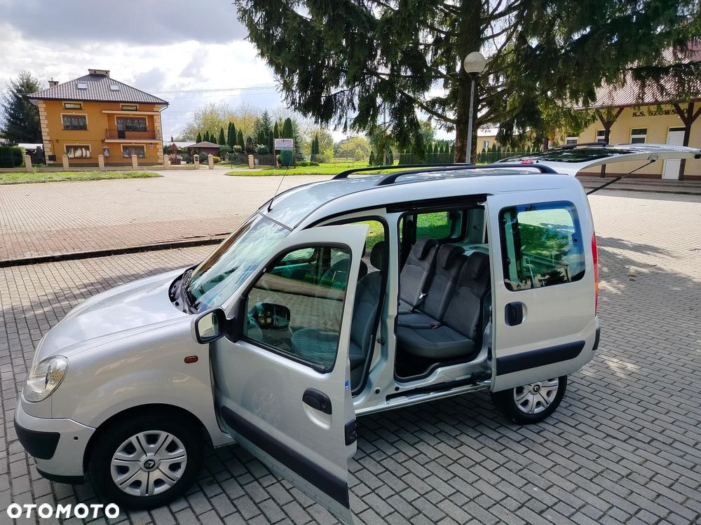 Renault Kangoo 1.6 16V Privilege - 23