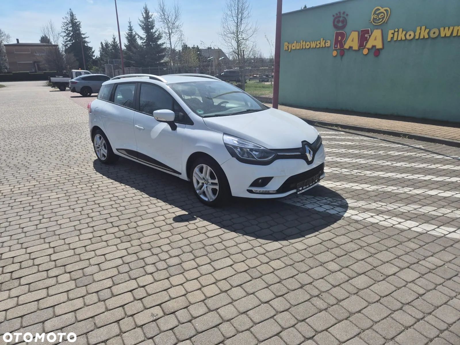 Renault Clio - 1