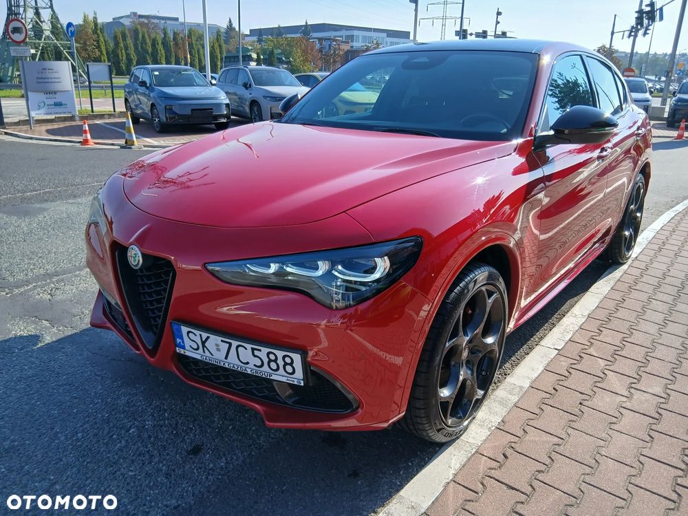 Alfa Romeo Stelvio 2.0 Turbo Tributo Italiano Q4 - 4
