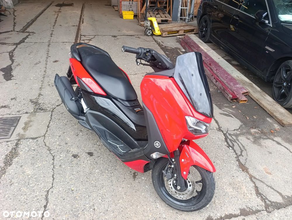 Yamaha NMAX - 1