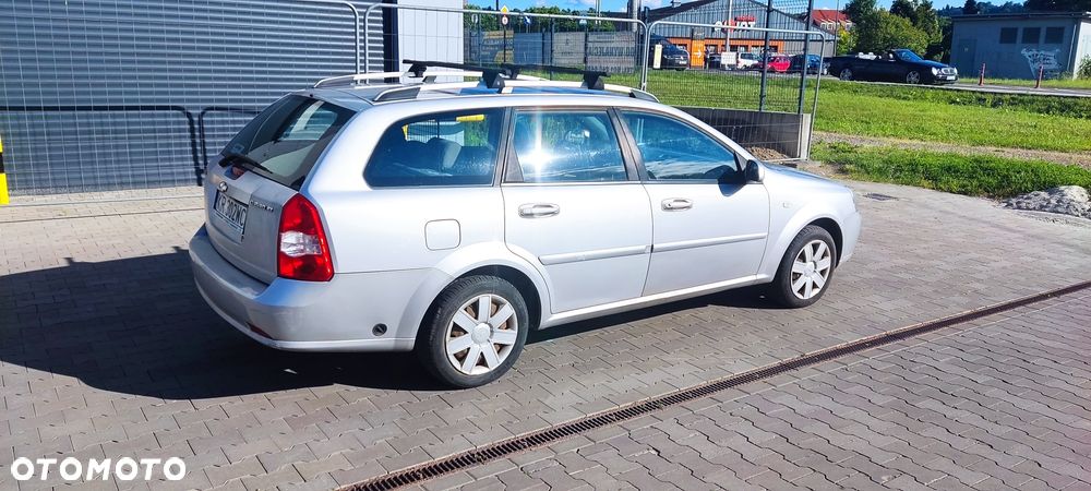 Chevrolet Lacetti - 3
