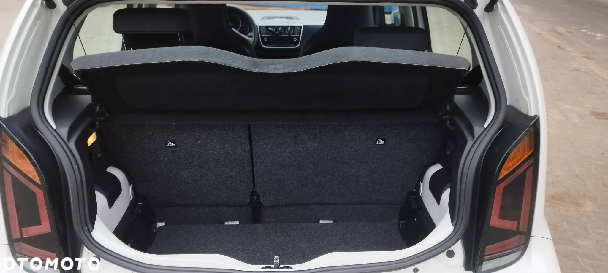 Volkswagen up! 1.0 move - 9