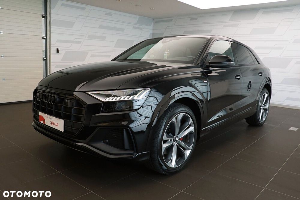 Audi Q8 - 2