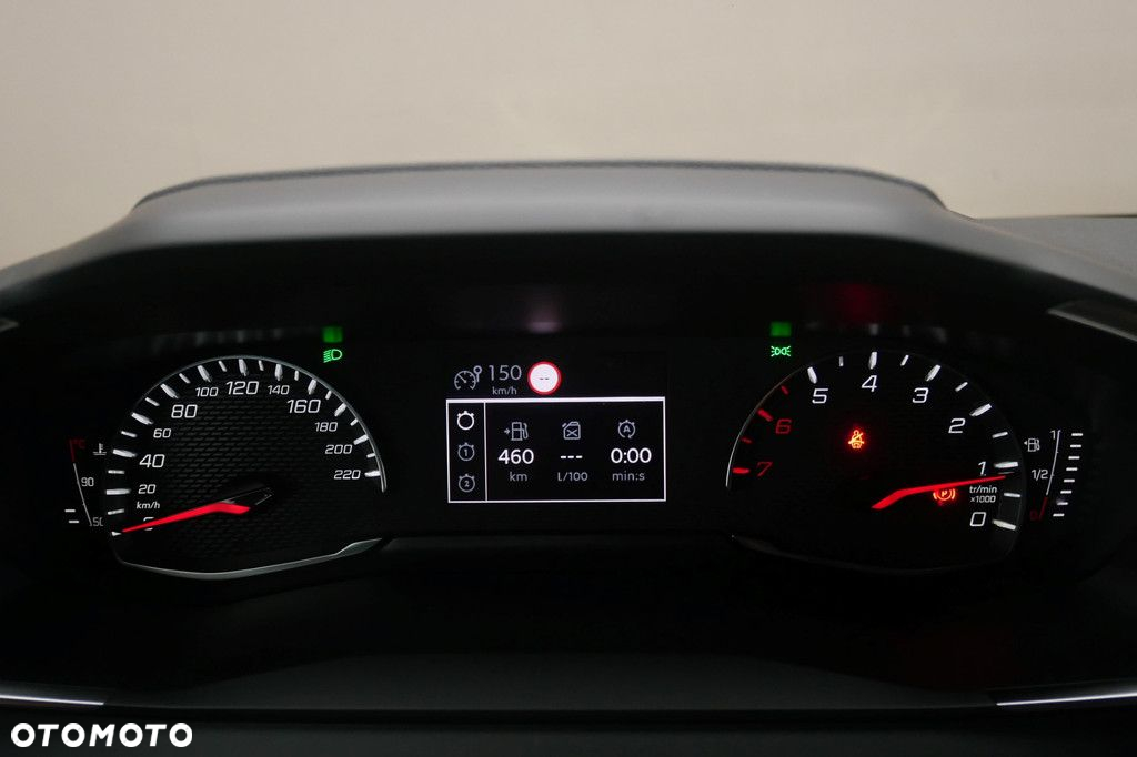 Peugeot 208 - 9