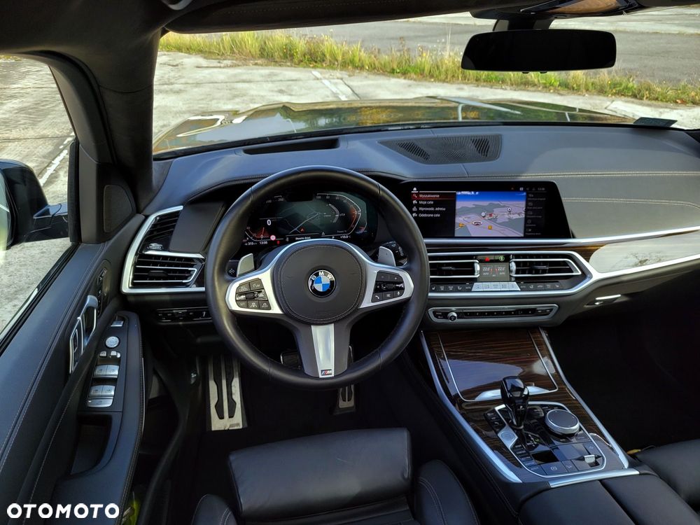 BMW X7 xDrive40d mHEV - 16