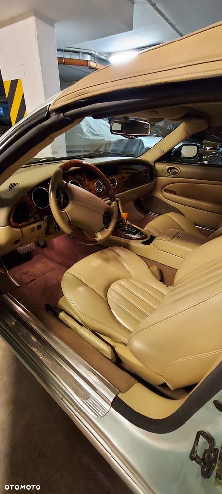 Jaguar XK8 4.2 - 7