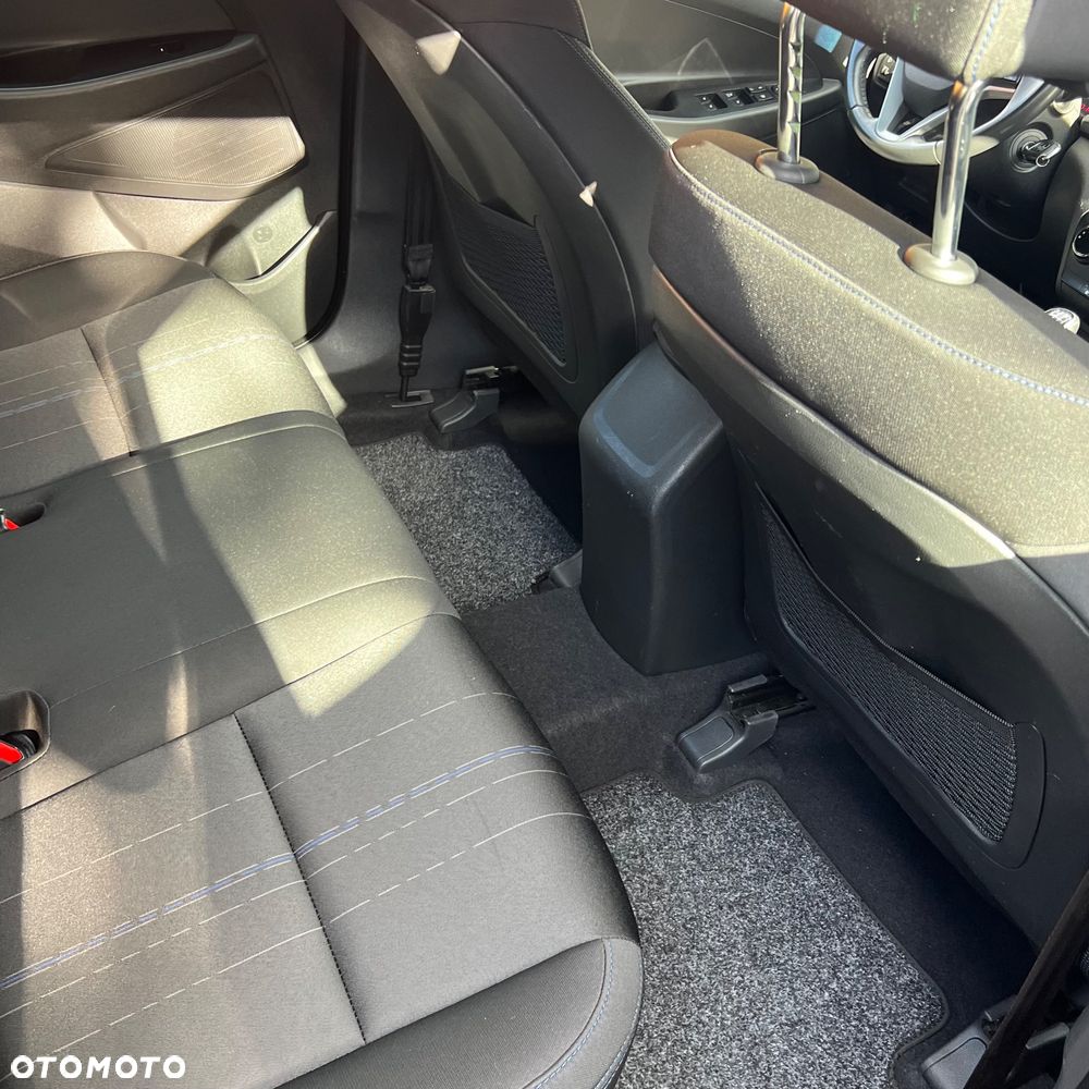Hyundai Tucson blue 1.6 GDi 2WD Navi - 14