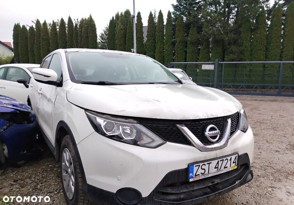 Nissan Qashqai - 2