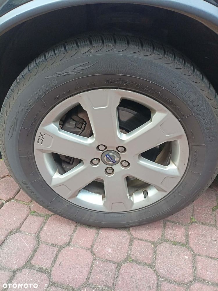 Volvo XC 90 - 9