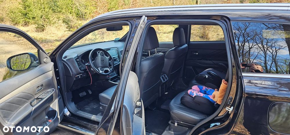 Mitsubishi Outlander 2.0 4WD - 11