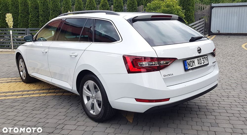Skoda Superb 2.0 TDI 4x4 DSG Ambition - 6