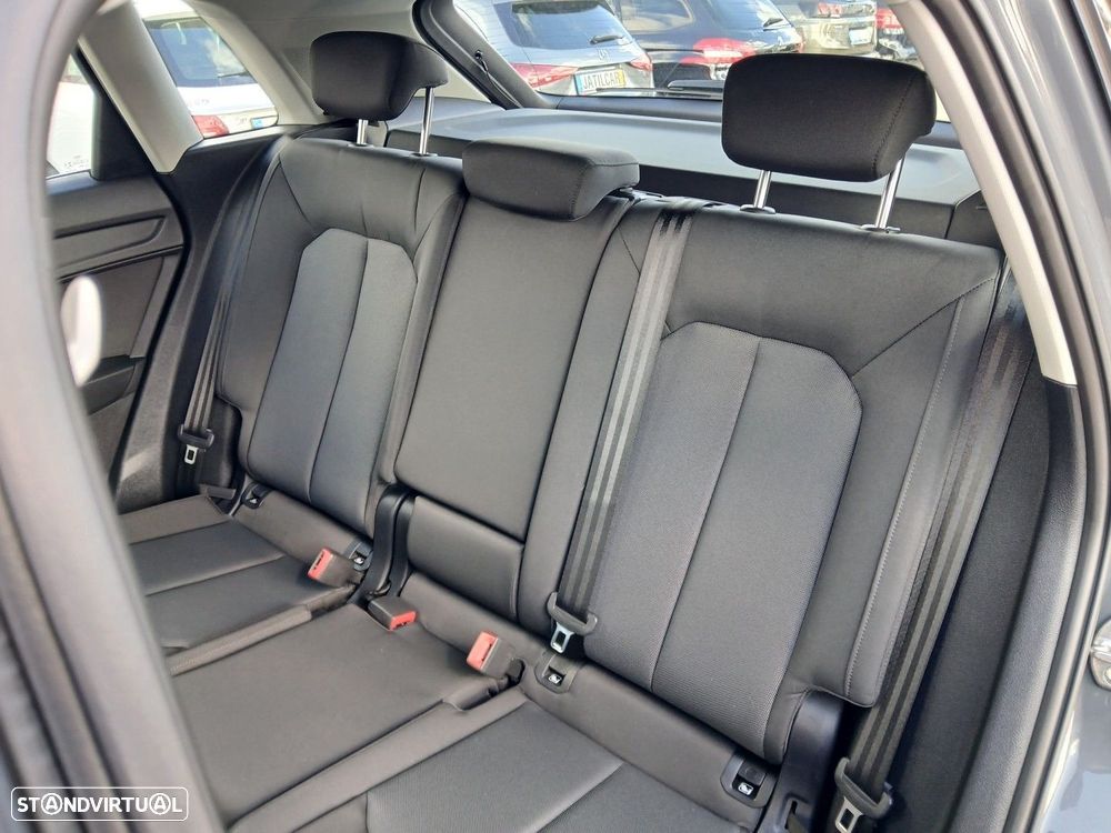 Audi Q3 35 TDI S tronic - 14