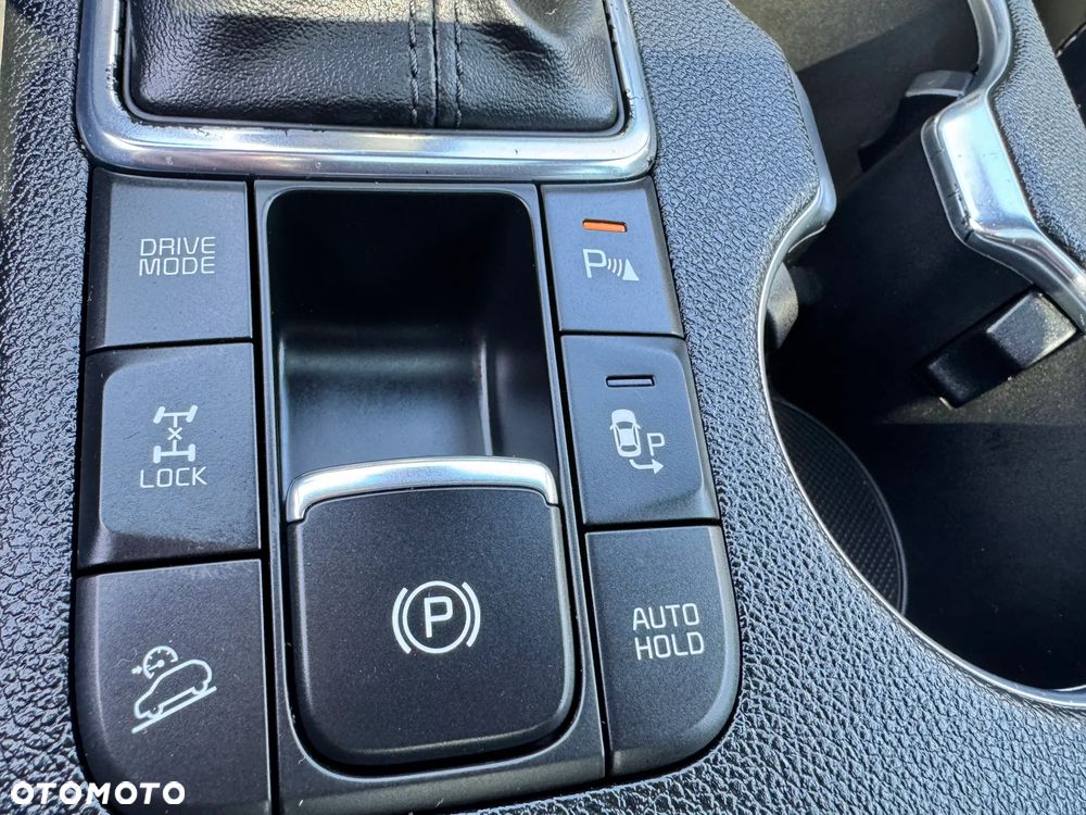 Kia Sportage 1.6 T-GDI AWD DCT GT LINE - 19